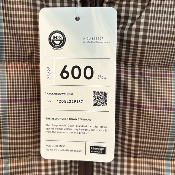 Lands End down puffer vest NWT - Picture 4 of 5